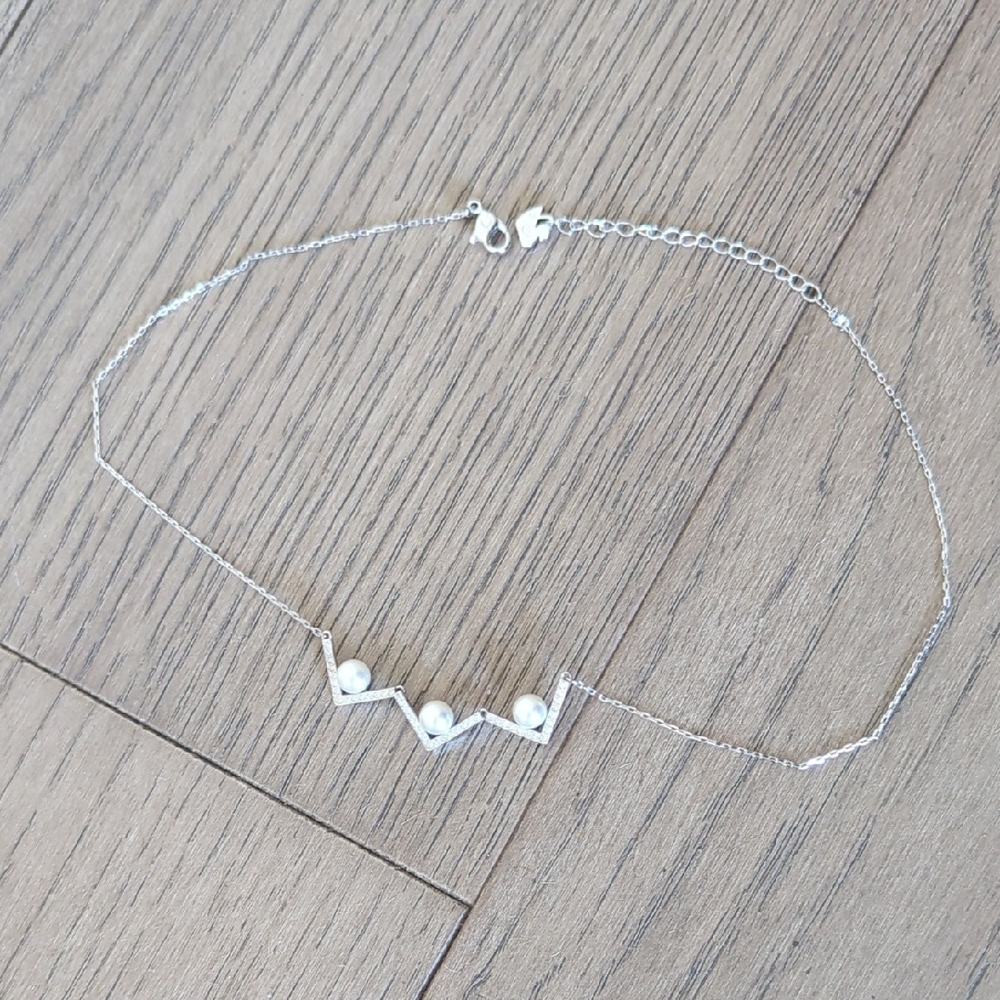 Adjustable Swarovski Silver Tone Pearl Accent Zigzag Necklace - Women